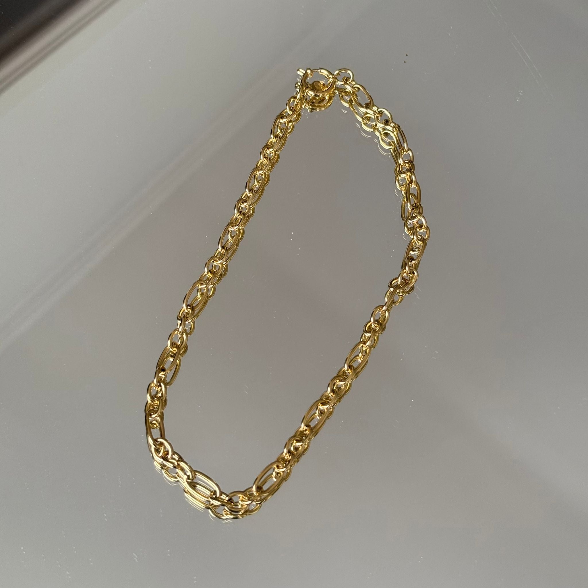 COLAR GOLDEN LINK
