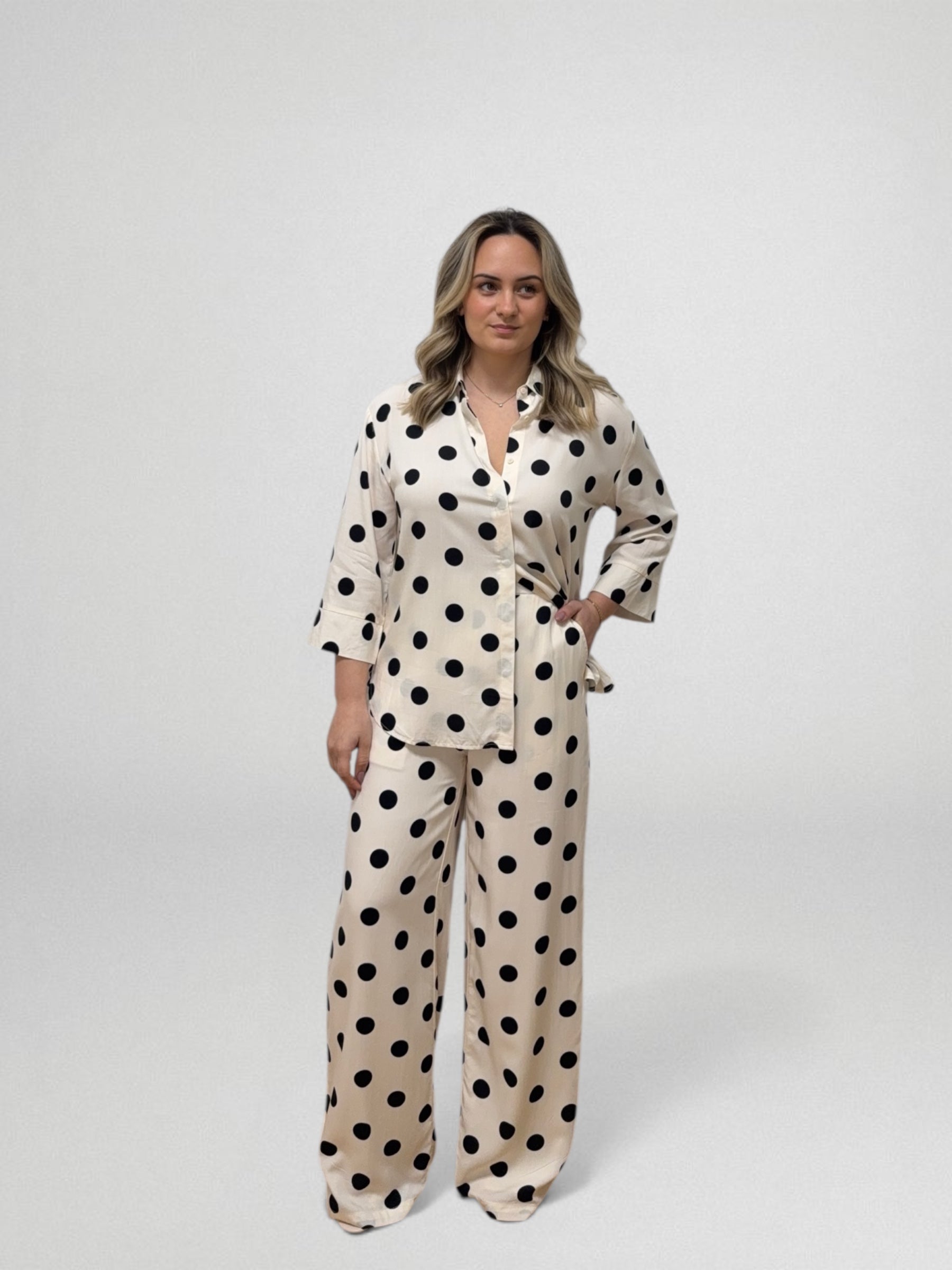 CONJUNTO PARIS POLKA