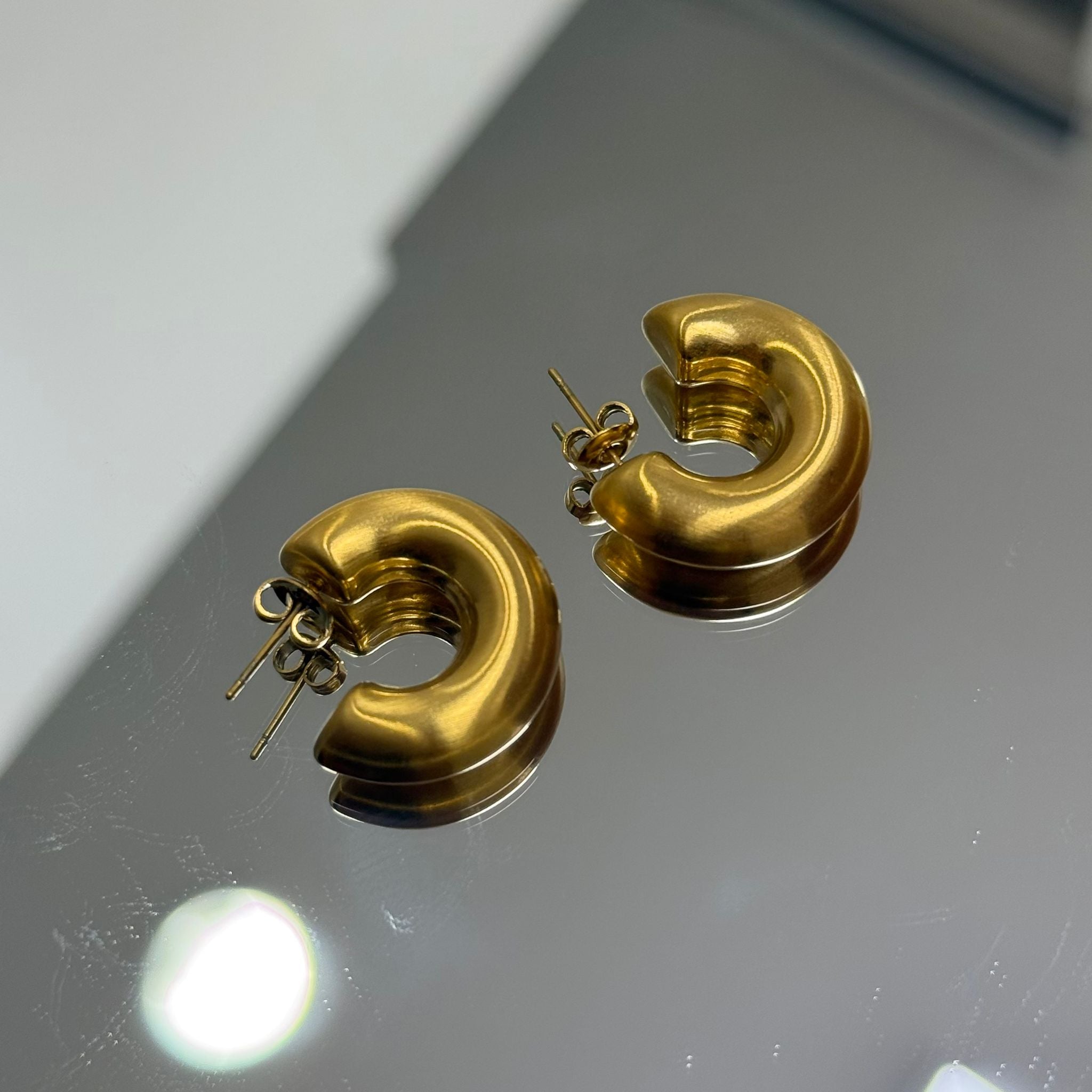 ARGOLAS PEQUENAS LUNA MATTE