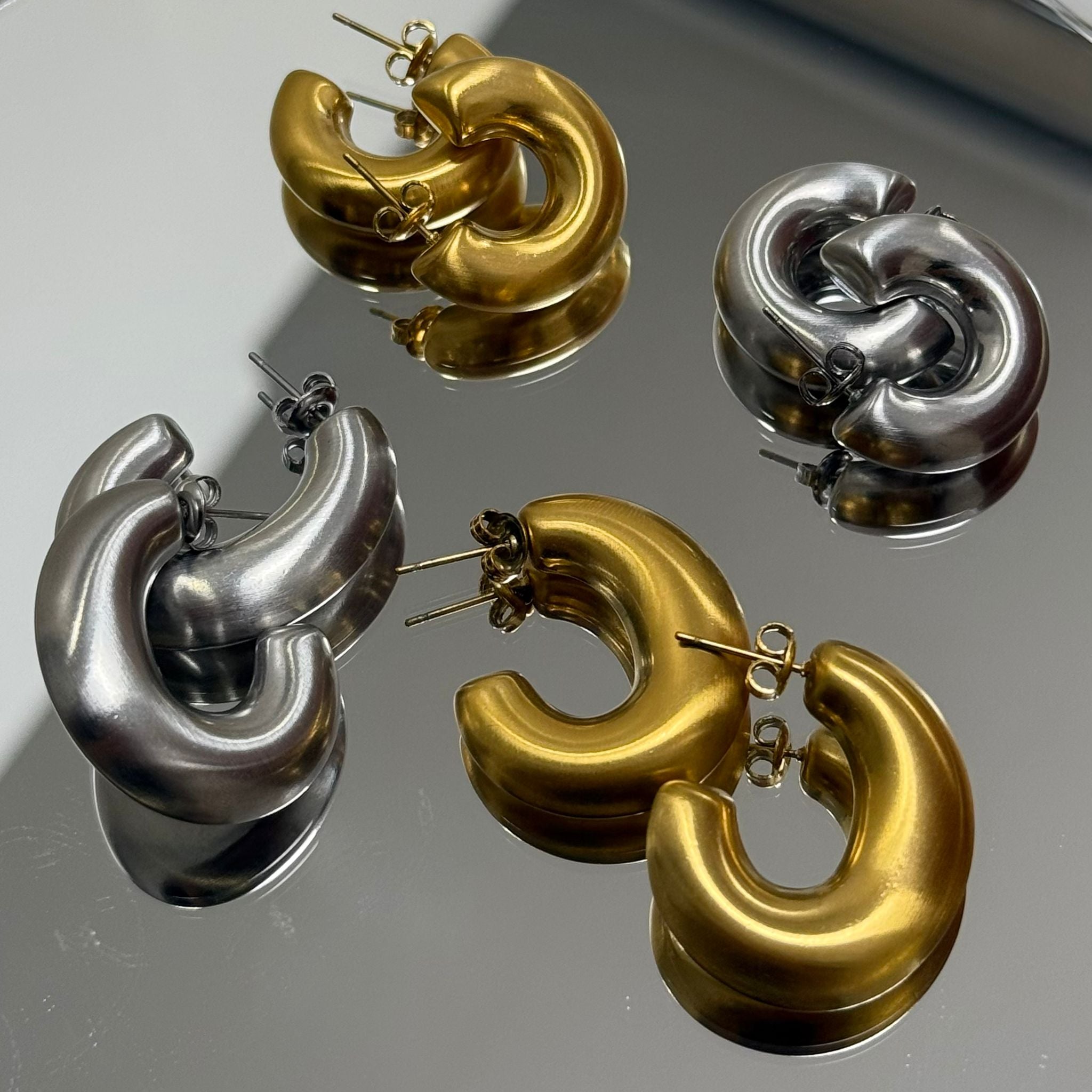 ARGOLAS PEQUENAS LUNA MATTE