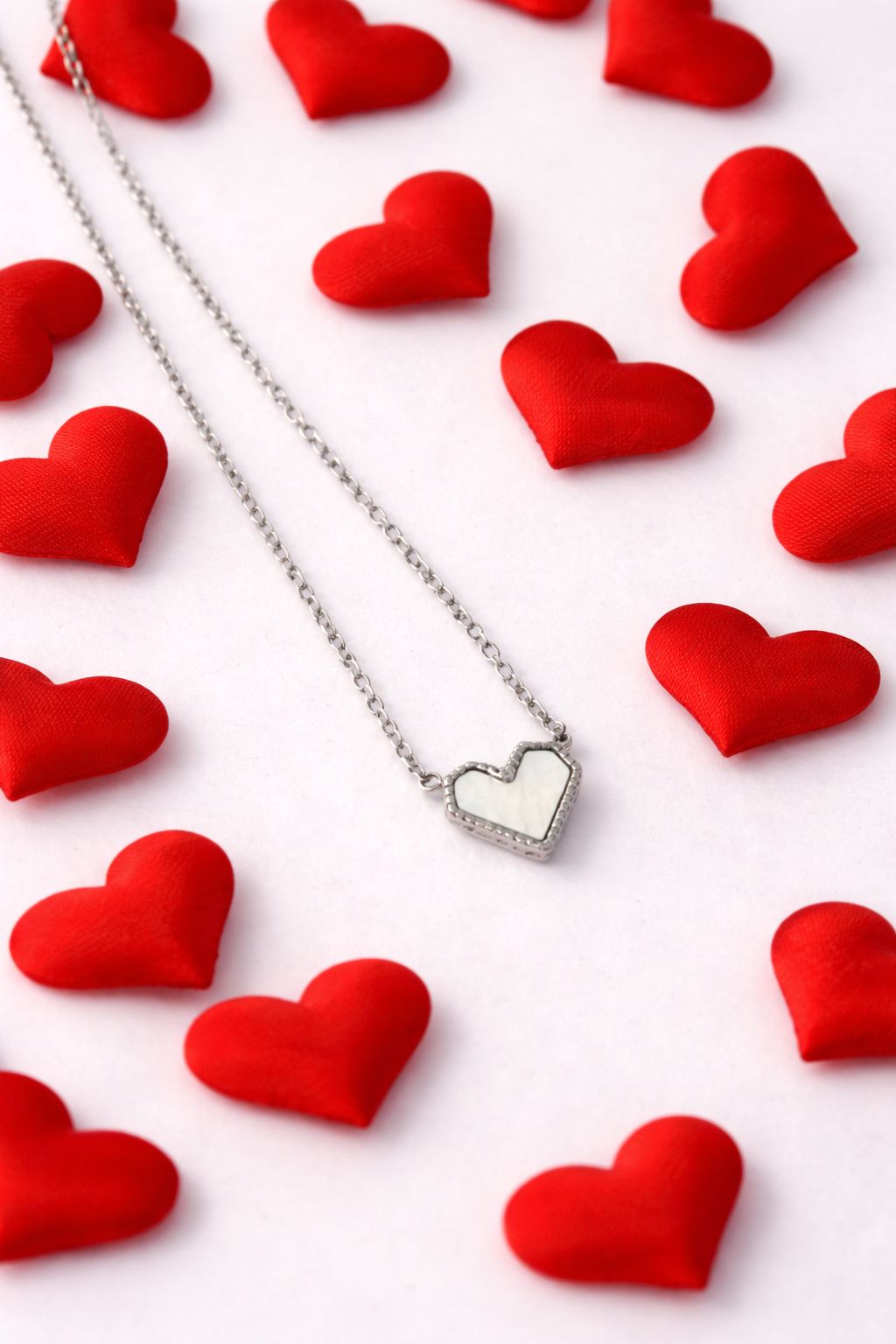 VALENTINE GLOW